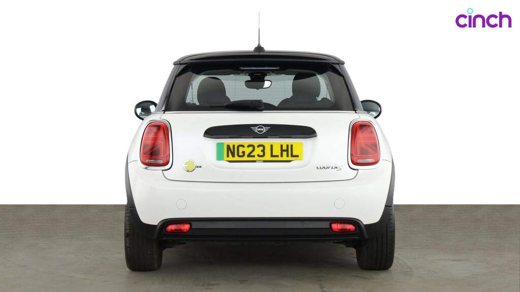 Mini Hatch 1.5 Cooper Exclusive Premium Plus 2023 White #4