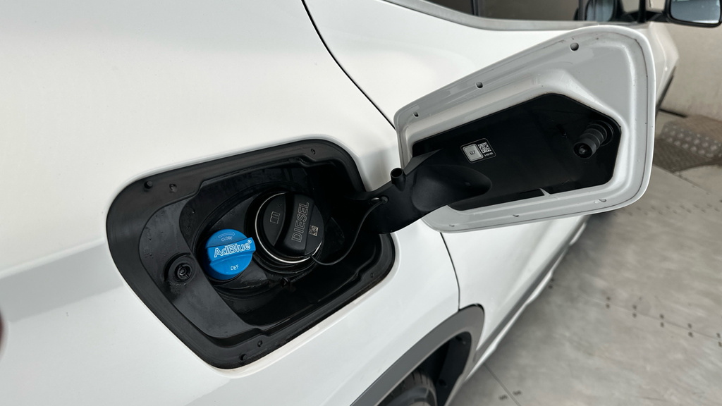 BMW X2 Xdrive 20D M Sport X Step White #26