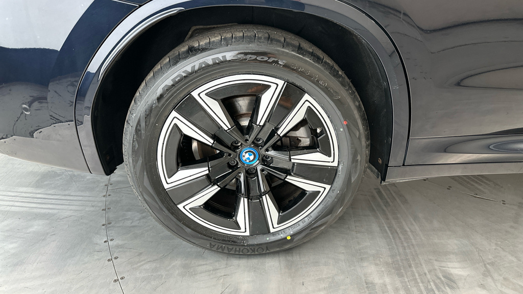 BMW iX3 M Sport Pro Suv Black #25
