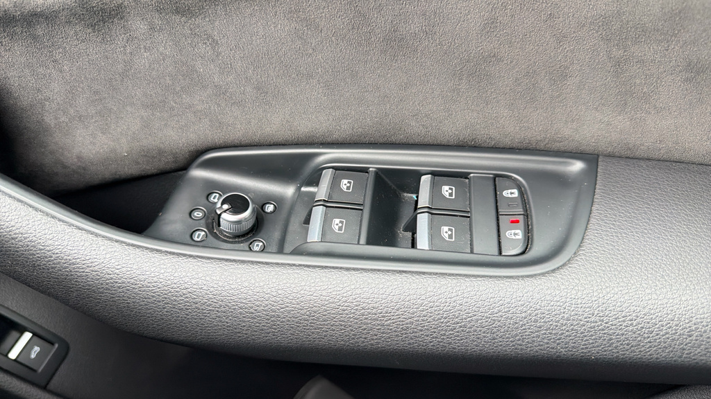 Audi Q7 55 Tfsi Quattro Black Edition Tiptronic Black #13