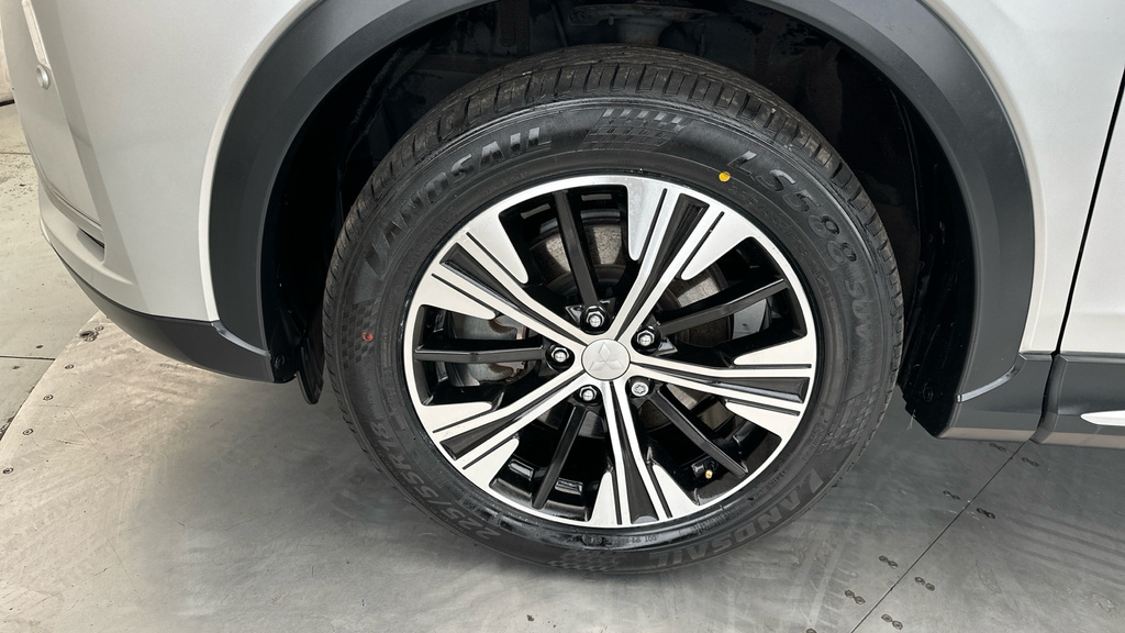 Mitsubishi Eclipse Cross 1.5T Dynamic Cvt - 2019 69 Black #25