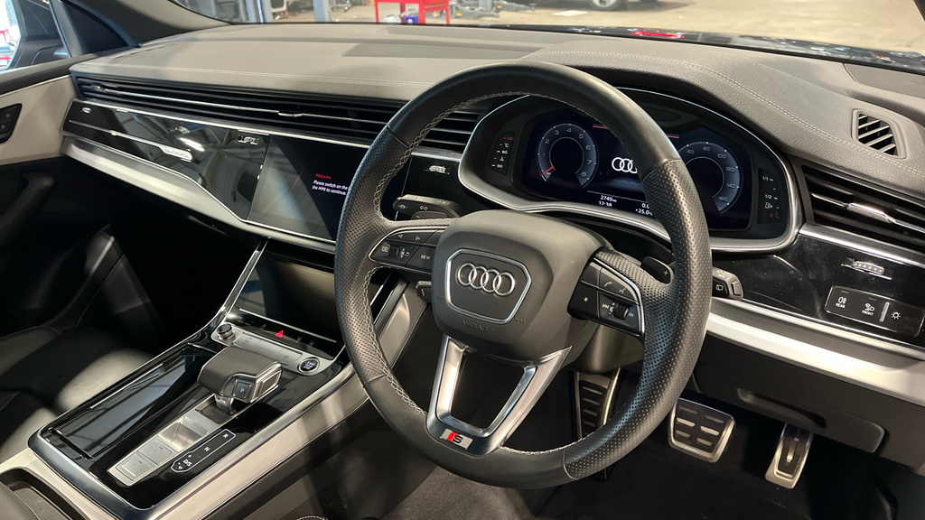 Audi Q8 S Line 55 Tfsi Quattro 340 Ps Tiptronic Blue #10