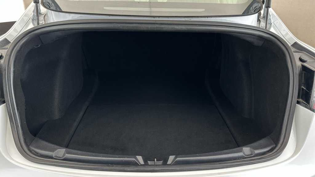 Tesla Model 3 Range Plus Saloon Black #22