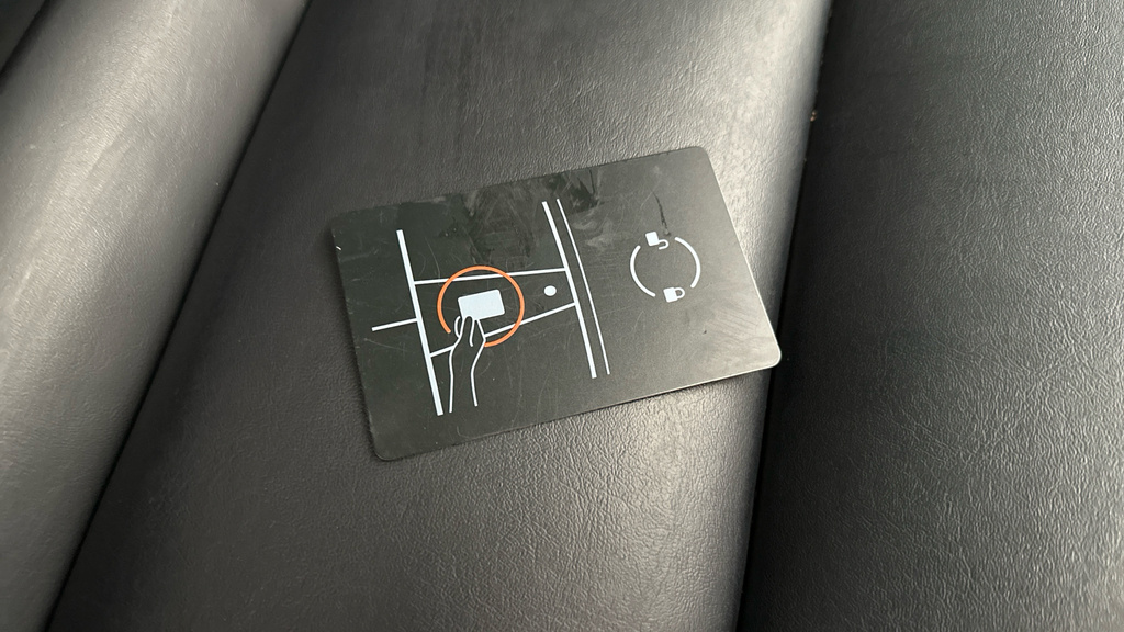 Tesla Model 3 Range Plus Saloon Black #29