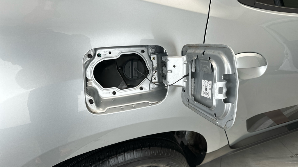 Dacia Duster 1.0 Tce Essential Suv Euro 6 S White #27