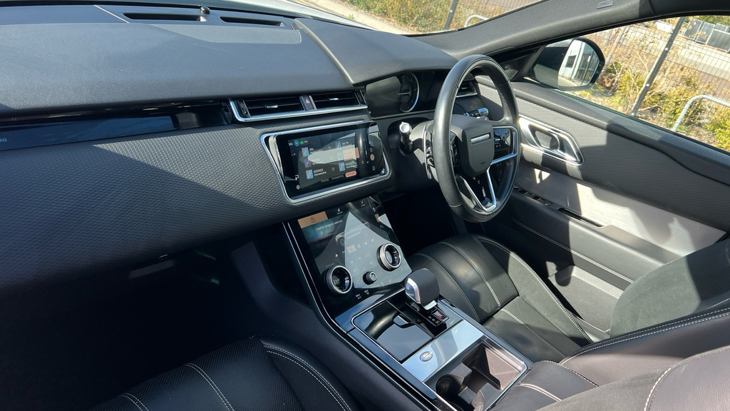 Land Rover Range Rover Velar 2.0 P250 Edition Black #10