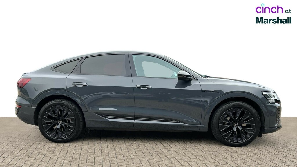 Audi Q8 e tron 300Kw 55 Quattro 114Kwh Black Edition Black #2