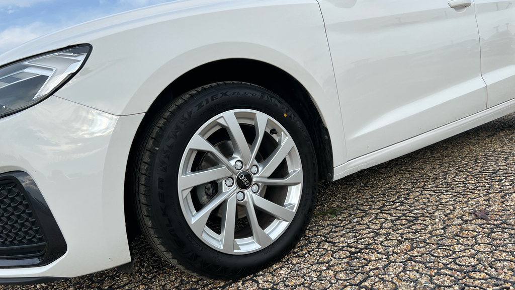 Audi A1 1L Technik White #20