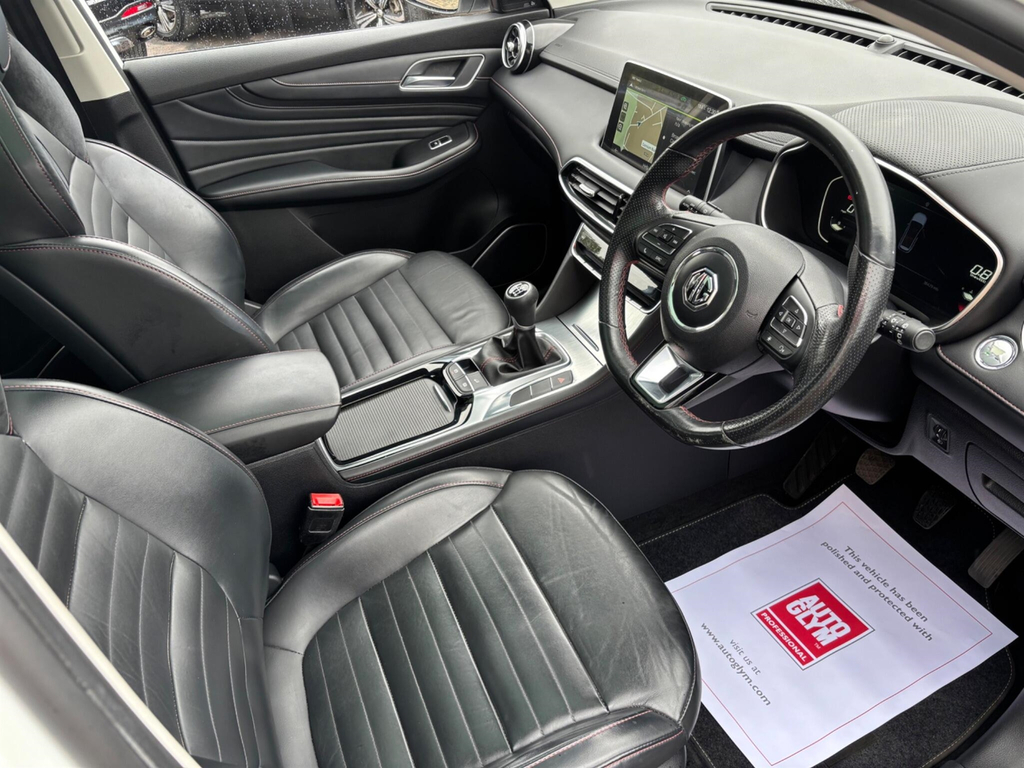 MG HS 1.5 T-gdi Excite Red #19