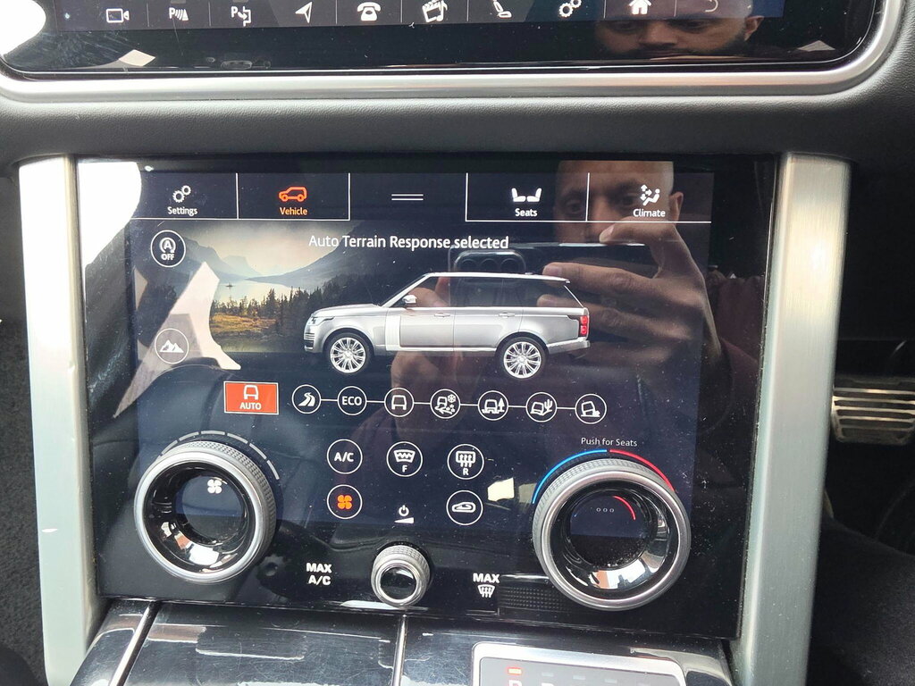 Land Rover Range Rover 4.4 Sdv8 Vogue Se 340 Bhp Black #30
