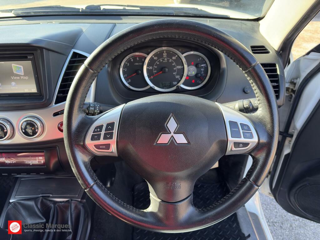 Mitsubishi L200 Di-d 4X4 Challenger No Grey #29