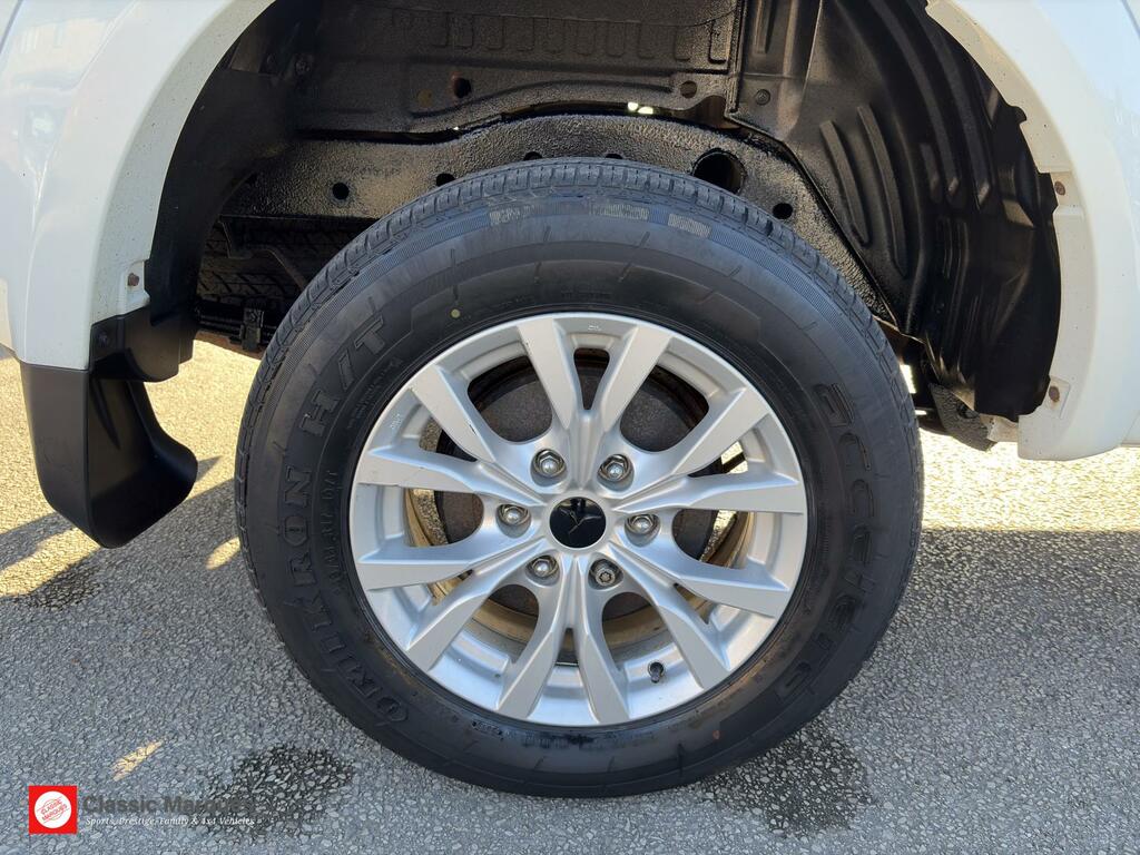 Mitsubishi L200 Di-d 4X4 Challenger No Grey #44