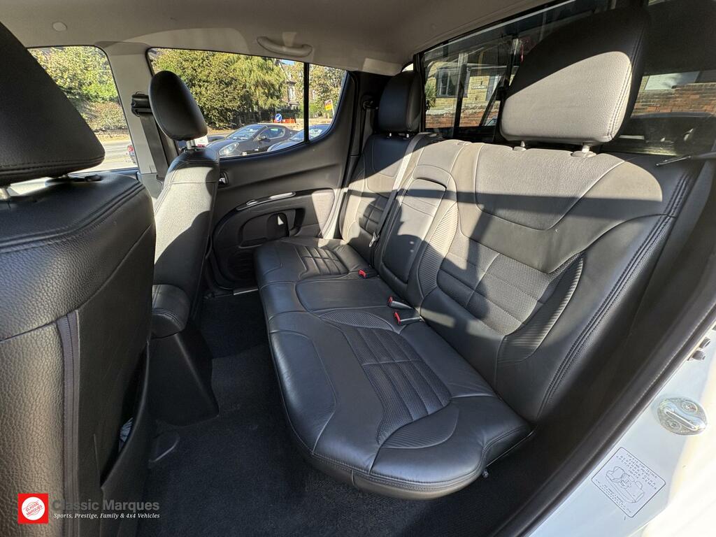 Mitsubishi L200 Di-d 4X4 Challenger No Grey #22