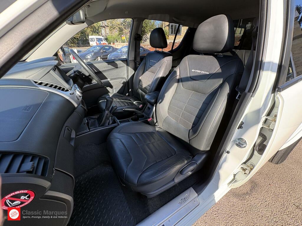 Mitsubishi L200 Di-d 4X4 Challenger No Grey #21