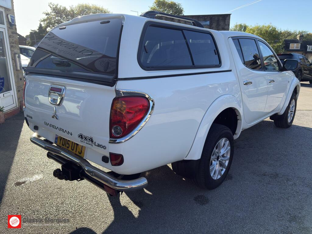 Mitsubishi L200 Di-d 4X4 Challenger No Grey #8