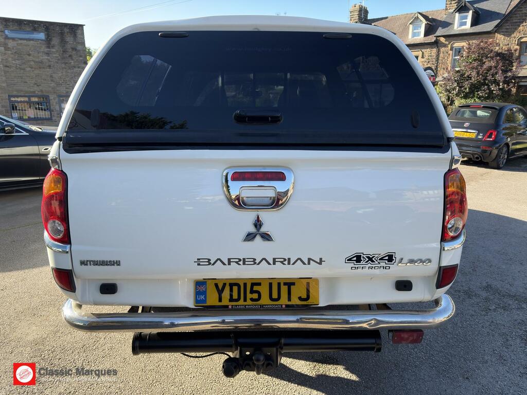 Mitsubishi L200 Di-d 4X4 Challenger No Grey #9