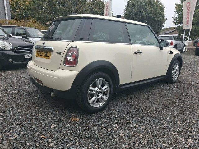Mini Hatch 1.6 One Hatchback Euro 5 98 Ps White #4