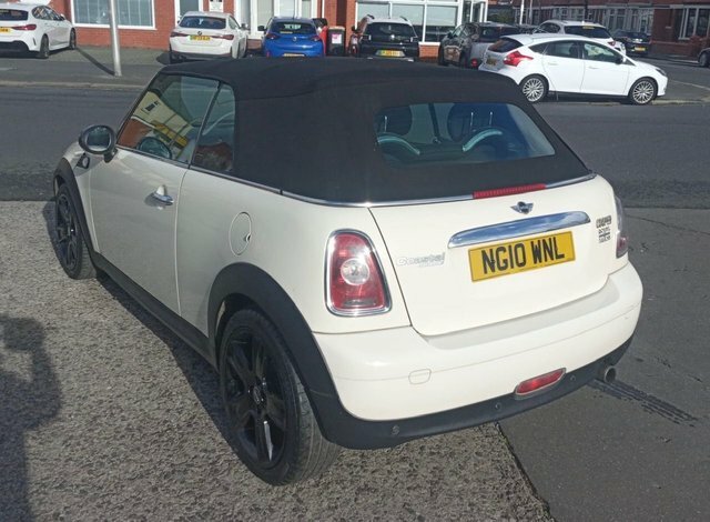 Mini Convertible 1.6 Cooper Convertible Euro 5 1 White #3