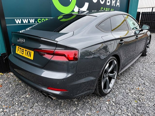 Audi A5 2019 2.0 Tdi 40 Black Edition Sportback Black #4