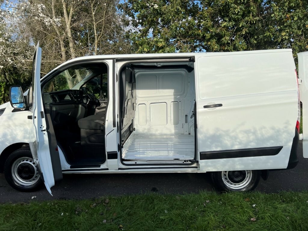 Ford Transit Custom Trend L1 H2 Swb Hr 130 Ac Euro 6 White #10