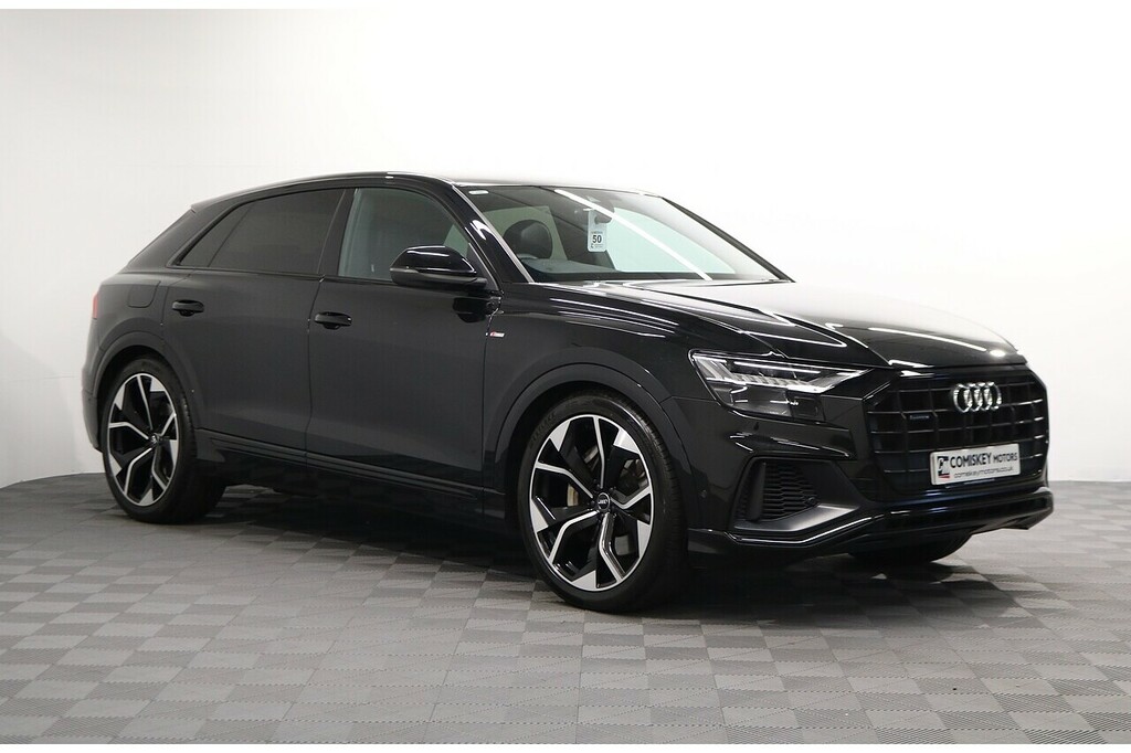 Audi Q8 Tfsie V6 Black Edition Black