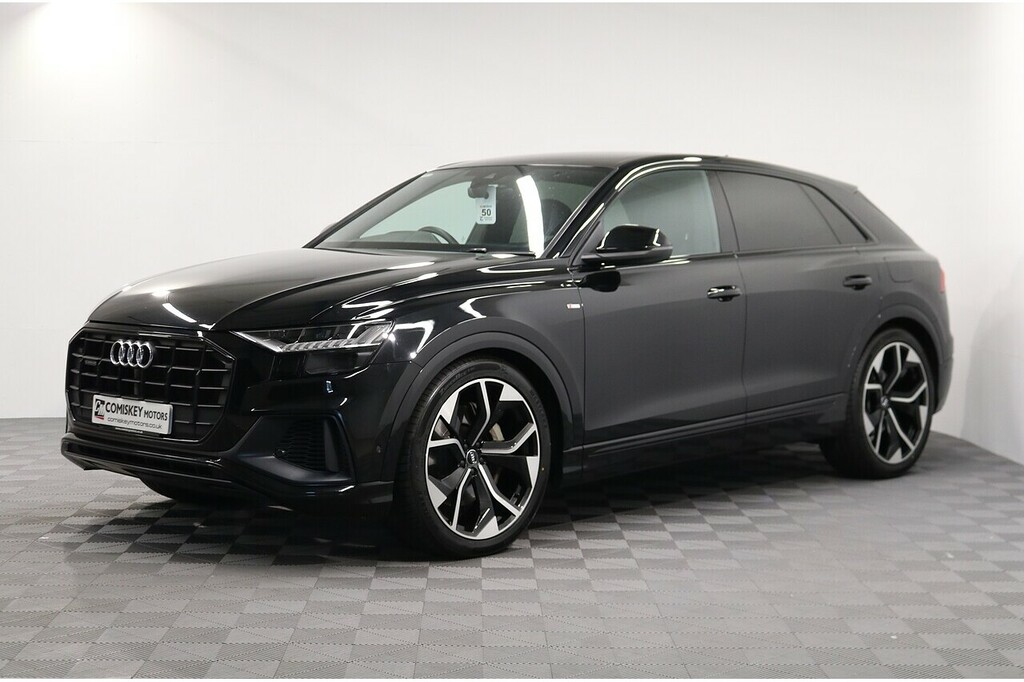 Audi Q8 Tfsie V6 Black Edition Black #3