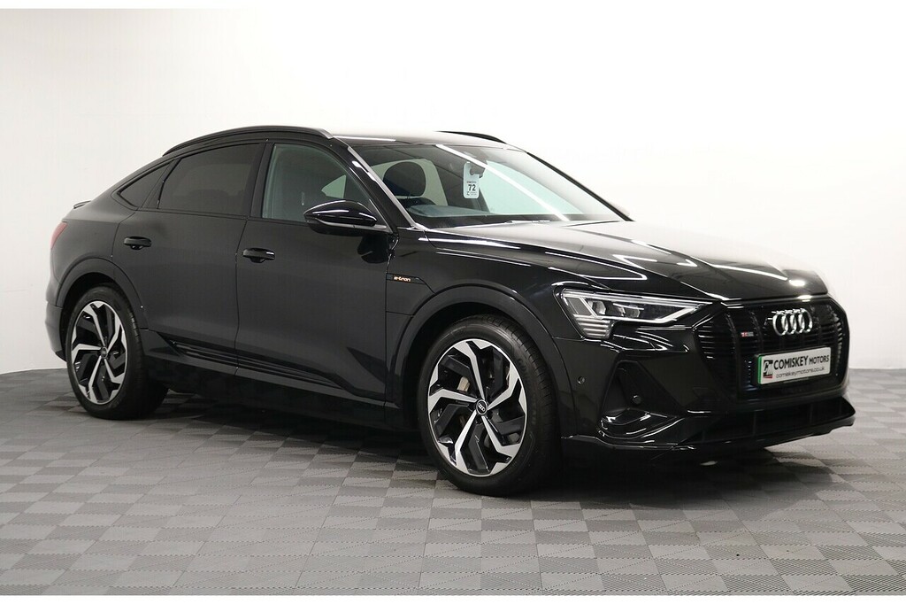 Audi E-tron Black Edition Black