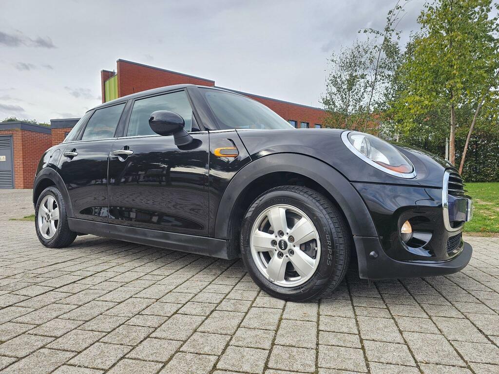Mini Hatch 1.5 Cooper Euro 6 Ss Black #2