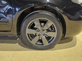 Nissan Note Hatchback 1.6 16V Acenta Euro 4 200858 Beige #7