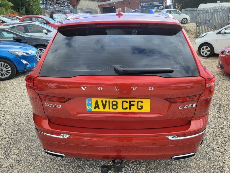 Volvo XC60 2.0 D4 Momentum Awd Silver #17