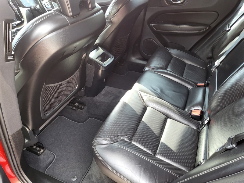 Volvo XC60 2.0 D4 Momentum Awd Silver #18