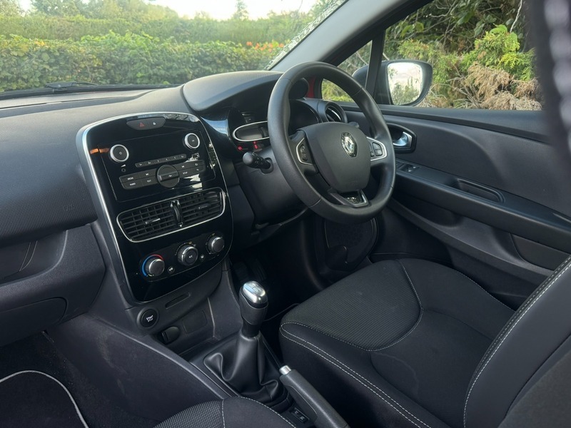 Renault Clio 1.2 16V Play Euro Red #5