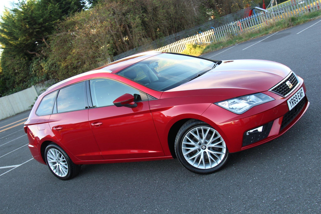 Seat Leon 1.6 Tdi Se Dynamic Euro 6 Ss Red