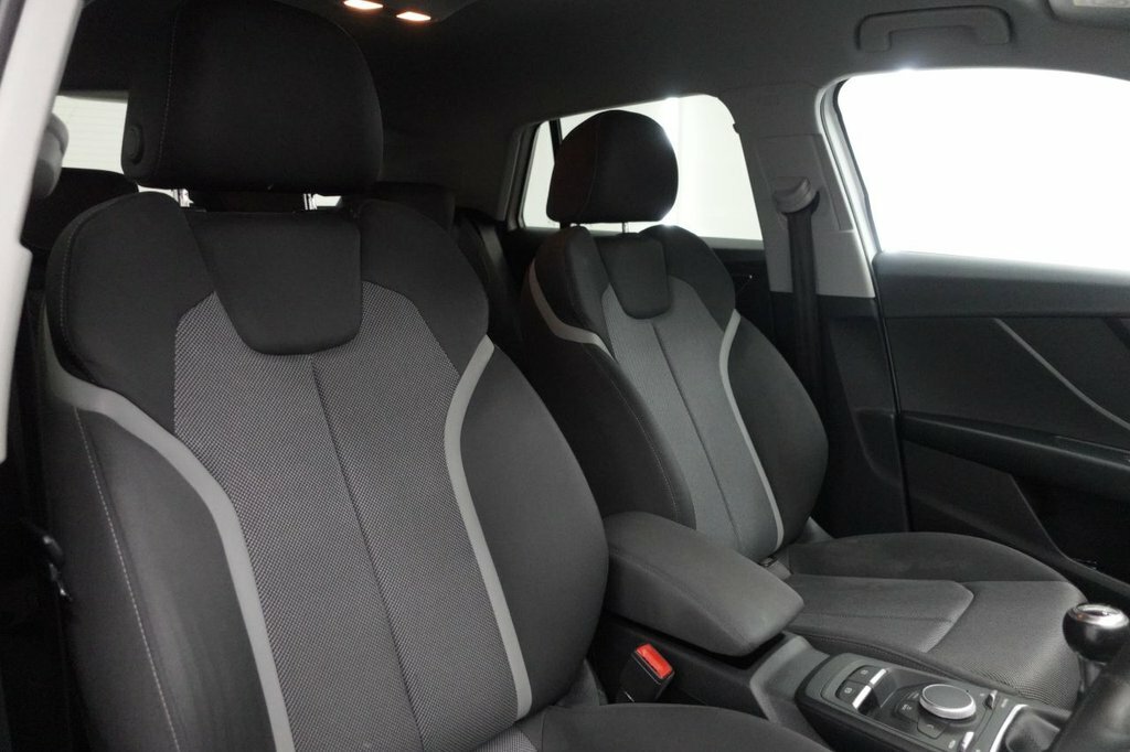 Audi Q2 1.4L Sport White #3