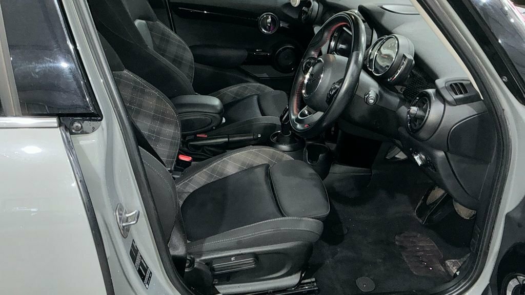Mini Hatch 2L Cooper S SN68ONR Grey #3