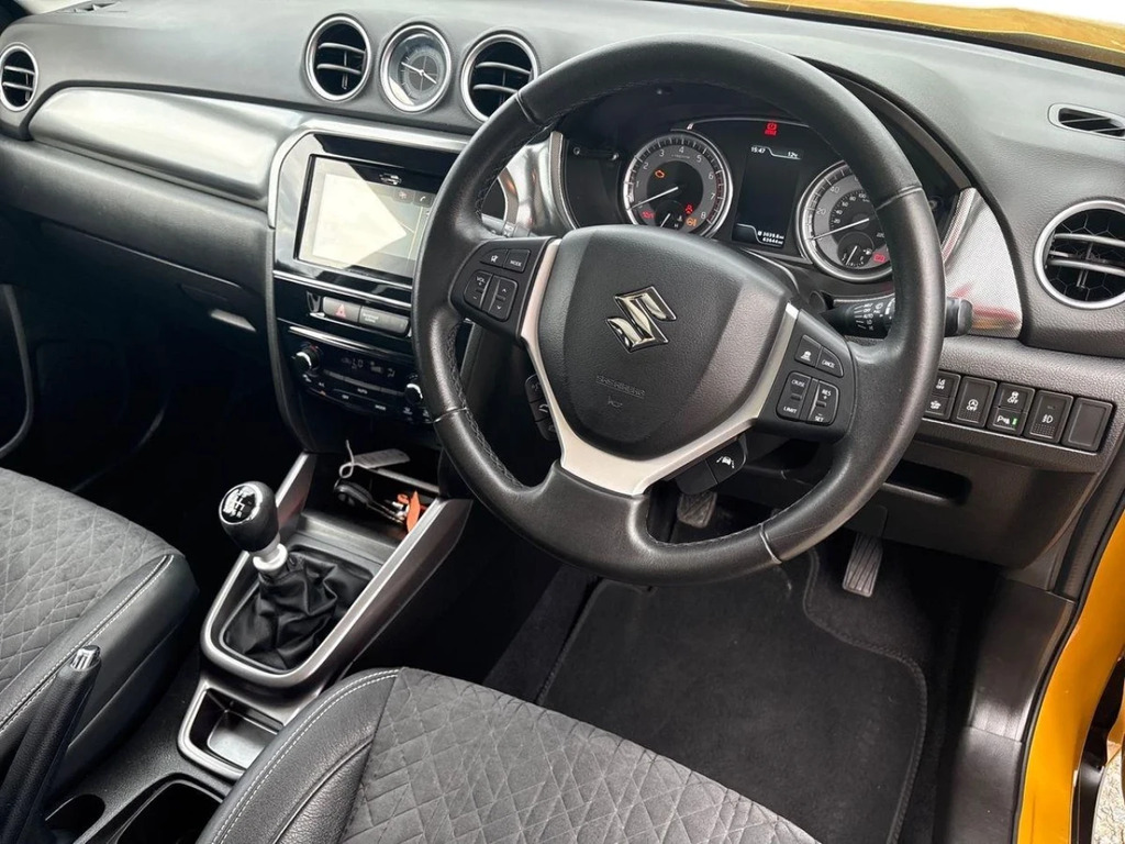 Suzuki Vitara Vitara 1.4 Boosterjet Sz5 Estate Black #2