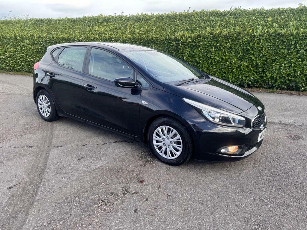 Kia Ceed 1.4 Crdi 1 Euro 5 Black
