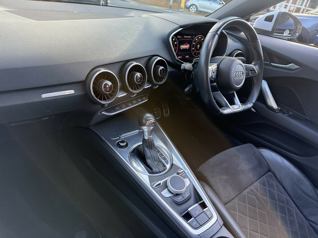Audi TT 2.0 Tfsi S Line White #6