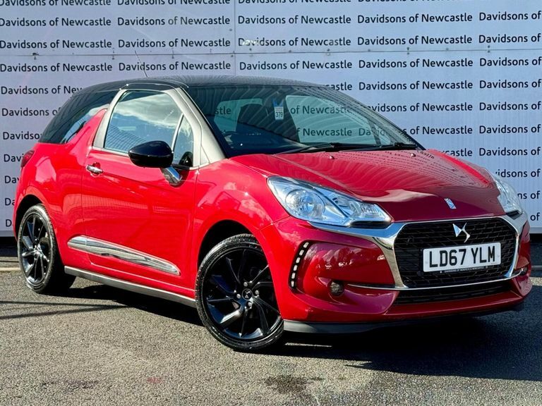 DS DS 3 1.2 Puretech Connected Chic Hatchback M Red