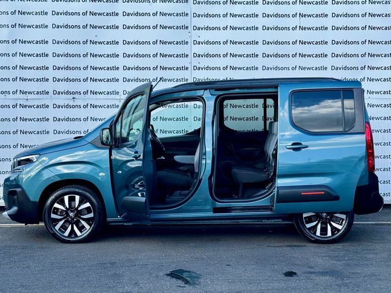 Citroen Berlingo 1.5 Bluehdi Max M Combi Van Double Cab Blue #4