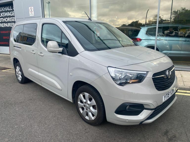 Vauxhall Combo Life 1.5 Turbo D Blueinjection Energy XL Mpv Grey