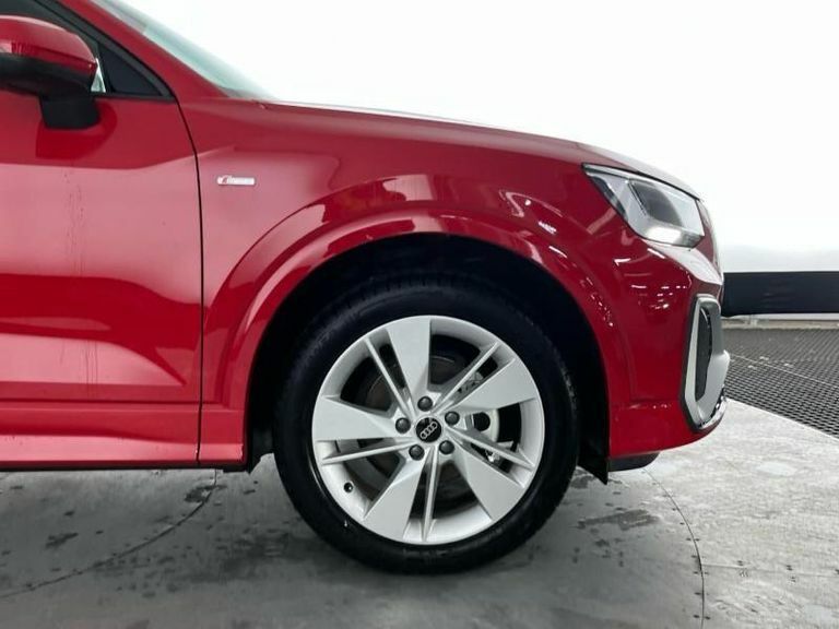 Audi Q2 1.5 Tfsi Cod 35 S Line Suv Euro Red #5
