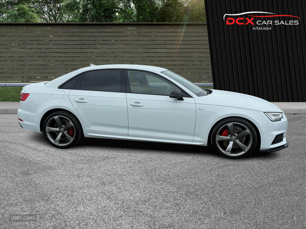 Audi A4 2.0 Tdi Ultra Sport White #3