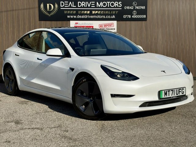 Tesla Model 3 Dual Motor Long Range Saloon 4 White