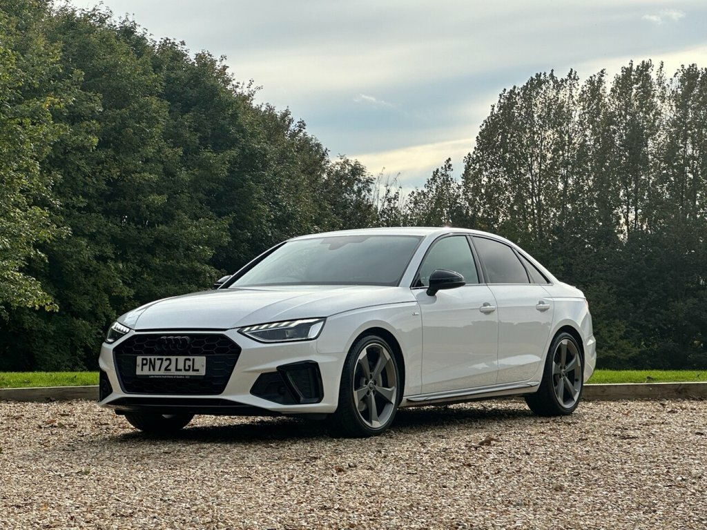 Audi A4 2L Black Edition White