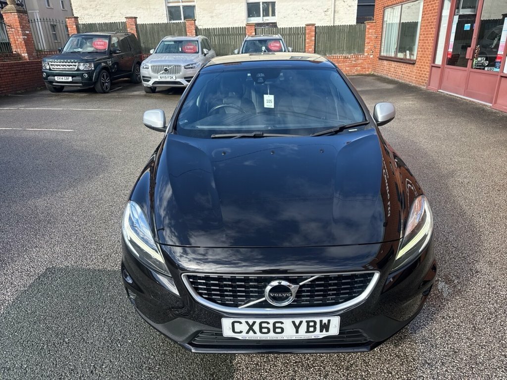 Volvo V40 2L R-design Black #6