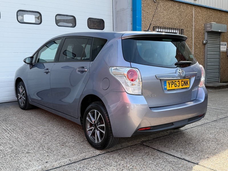 Toyota Verso 1.6 V-matic Icon Blue #6