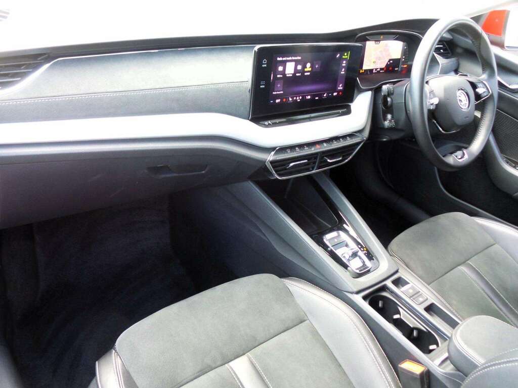 Skoda Octavia Se L Red #5