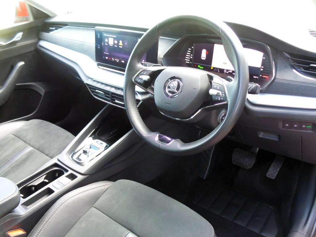 Skoda Octavia Se L Red #4