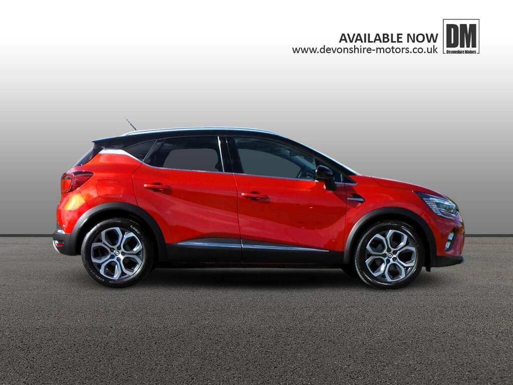 Renault Captur Se Edition Red #3